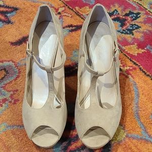 Marc Fisher faux suede heels